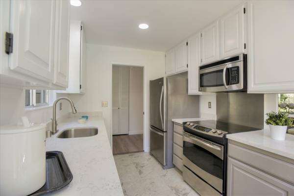 707 Bryant Street #201, Palo Alto, CA 94301
