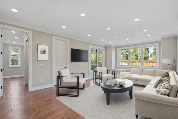 3011 Bryant Street, Palo Alto, CA 94306