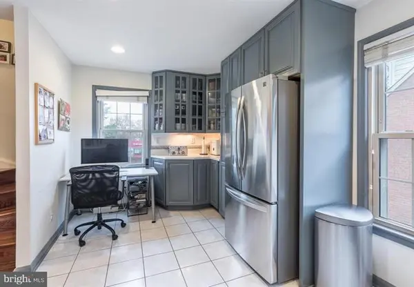 890 North Jackson Street, Arlington, VA 22201