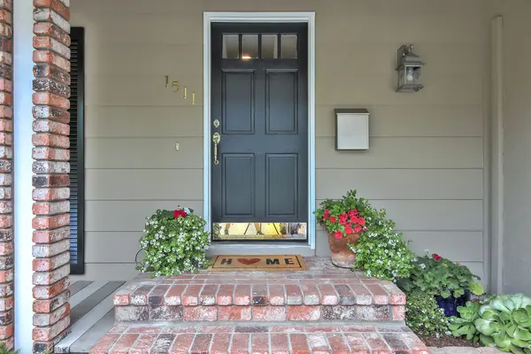 1511 Emperor Way, Sunnyvale, CA 94087