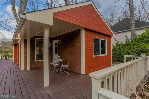 3324 Lorcom Lane, Arlington, VA 22207