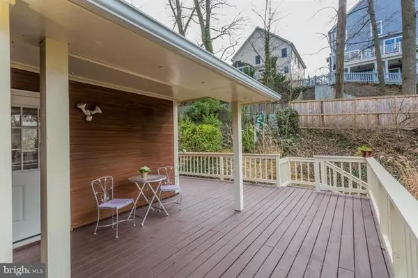 3324 Lorcom Lane, Arlington, VA 22207