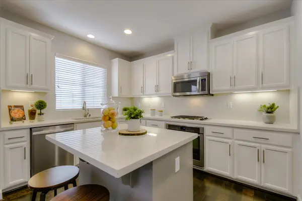 1977 Hillebrant Place, Santa Clara, CA 95050