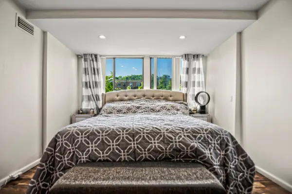 1731 Beacon Street #318, Brookline, MA 02445