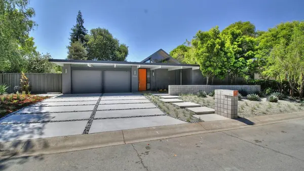 1694 Clay Drive, Los Altos, CA, USA