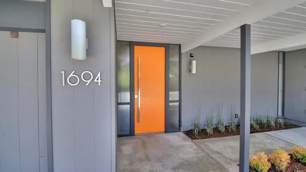 1694 Clay Drive, Los Altos, CA, USA