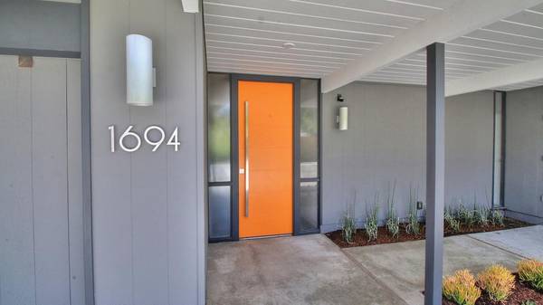1694 Clay Drive, Los Altos, CA, USA