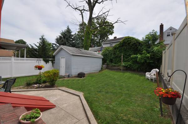 154-24 13th Avenue, Beechhurst NY 11357