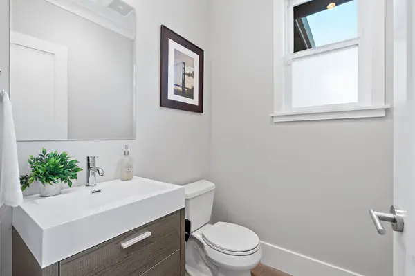 754 Edge Lane, Los Altos, CA, USA