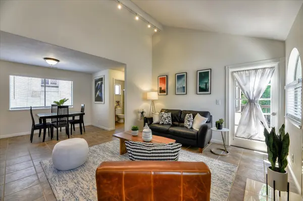 478 N Winchester Blvd #8, Santa Clara, CA 95050