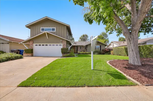 911 Monica Ln, Campbell, CA 95008