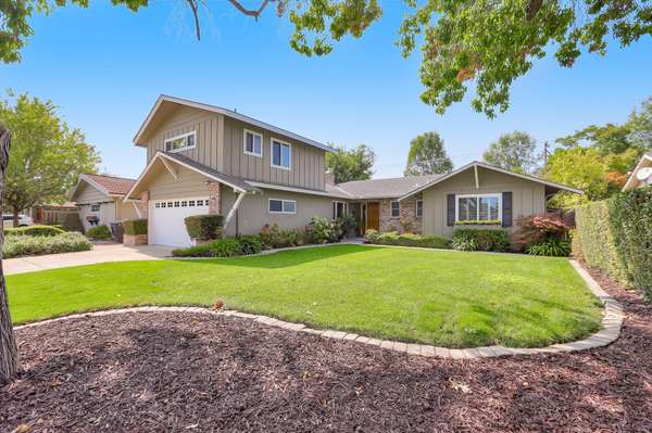 911 Monica Ln, Campbell, CA 95008