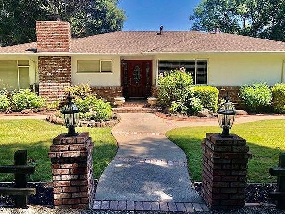 1385 Fremont Ave, Los Altos, CA 94024