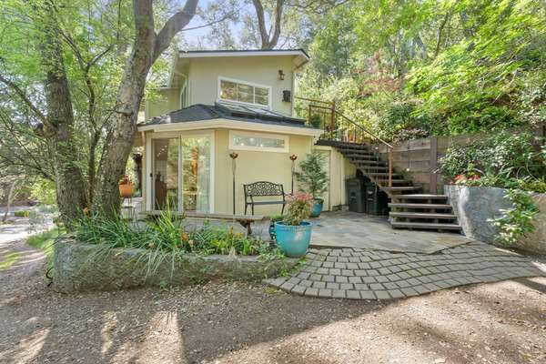 27220 Moody Rd, Los Altos Hills, CA 94022