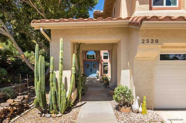 2520 Tompau Pl, Alpine, CA 91901