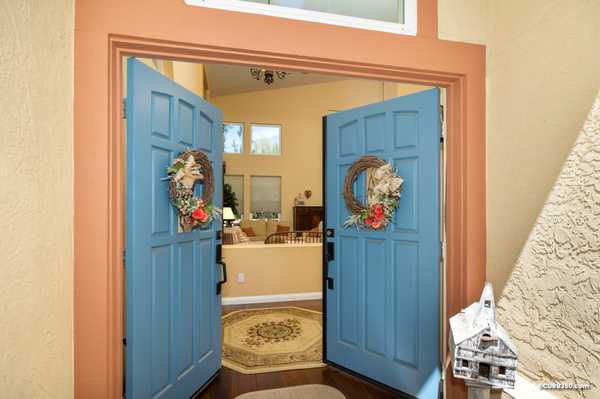 2520 Tompau Pl, Alpine, CA 91901