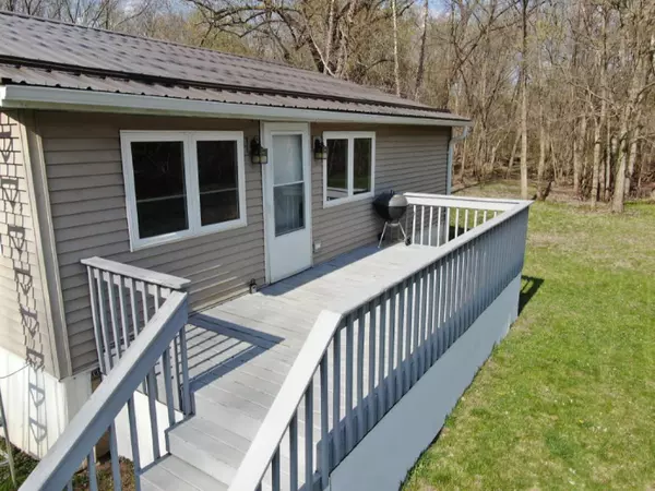 Combe Island Auction Property Blue River, WI