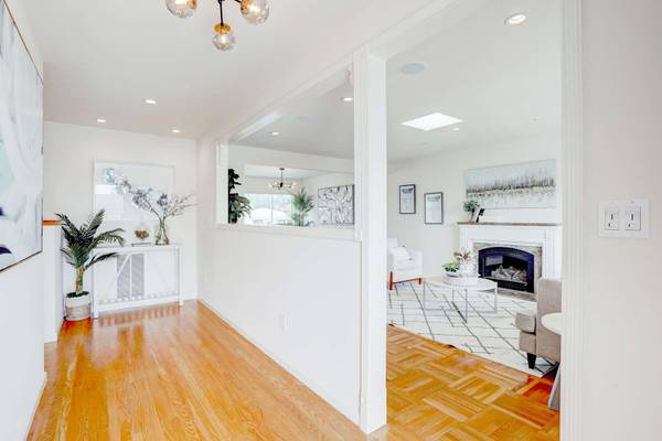 1109 Oakwood Dr
