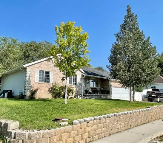 992 N MAHOGANY DR, Pleasant Grove, UT 84062