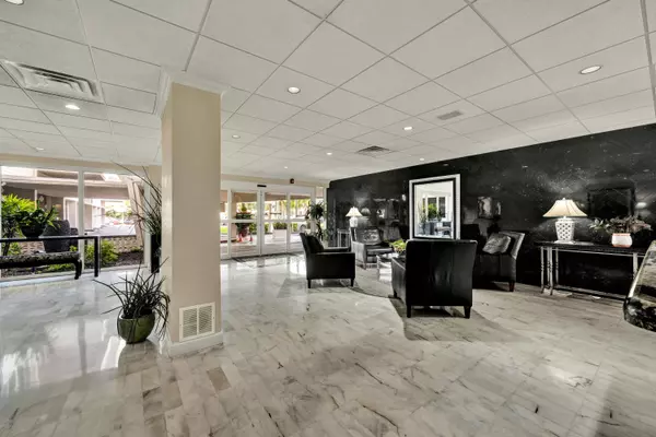 3233 NE 34th ST 1704, Fort Lauderdale, FL 33308