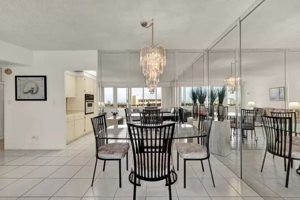 3233 NE 34th ST 1704, Fort Lauderdale, FL 33308