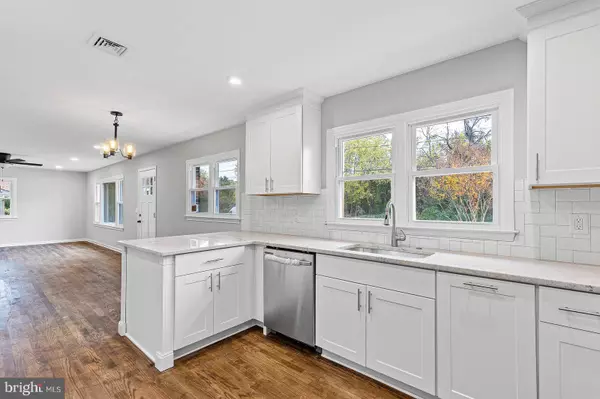 1760 OLD COOCHS BRIDGE RD, Newark, DE 19702