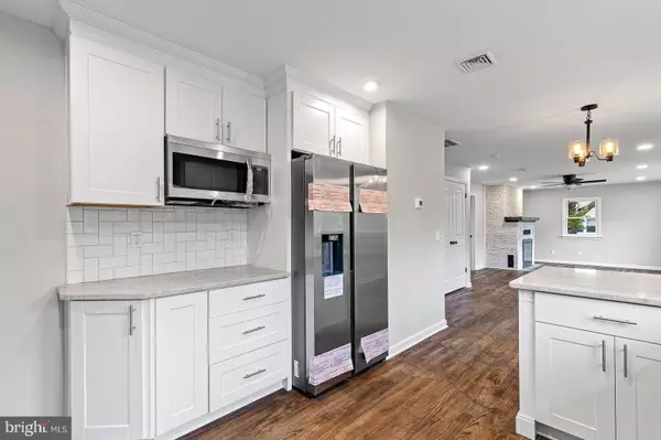 1760 OLD COOCHS BRIDGE RD, Newark, DE 19702