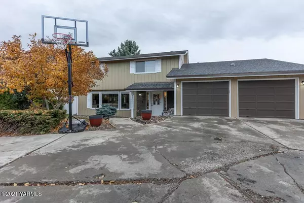 6806 Dundee Ct, Yakima, WA 98908