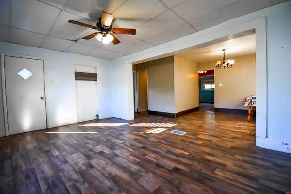 111 Fisher Avenue, Sawyerville, IL 62085