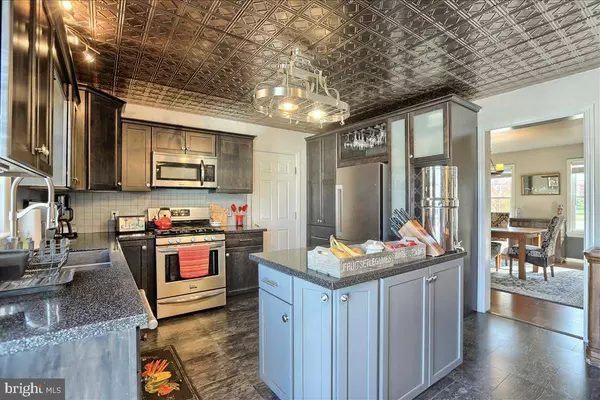 471 GRAYSTONE CT, Palmyra, PA 17078