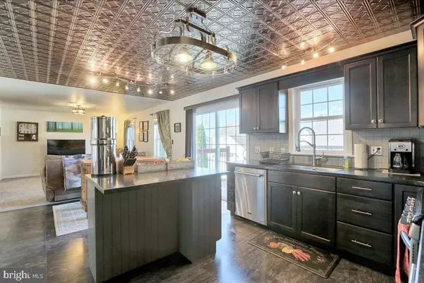 471 GRAYSTONE CT, Palmyra, PA 17078