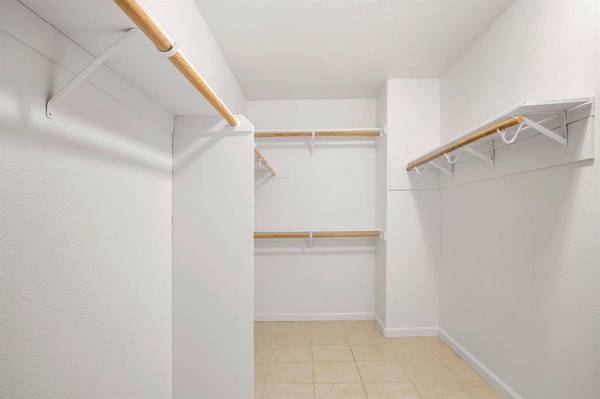 2099 Lara LN, Tracy, CA 95377