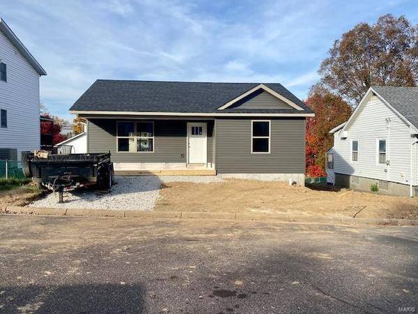 905 W Seventh Street, Washington, MO 63090