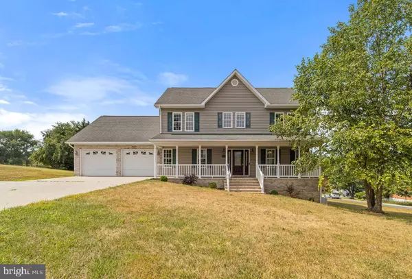 802 OX RD, Woodstock, VA 22664