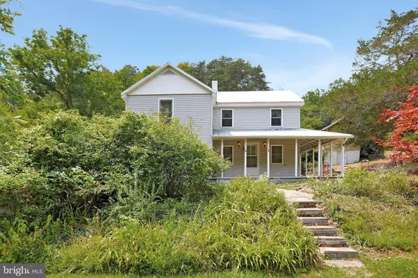 1189 HARTMAN RD, Berkeley Springs, WV 25411