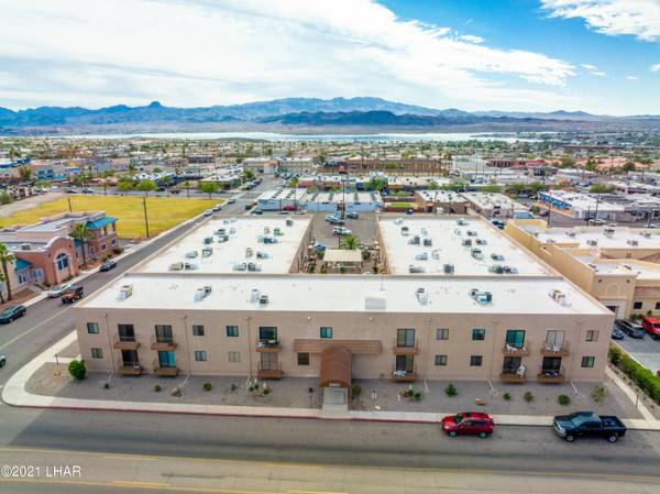 2094 Mesquite Ave #106