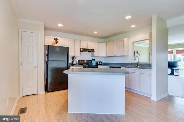 717 PRENTISS POINT PKWY, Martinsburg, WV 25401