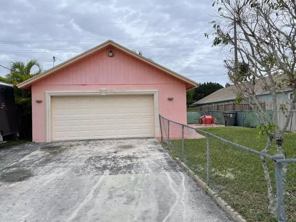 2615 Kentucky ST, West Palm Beach, FL 33406