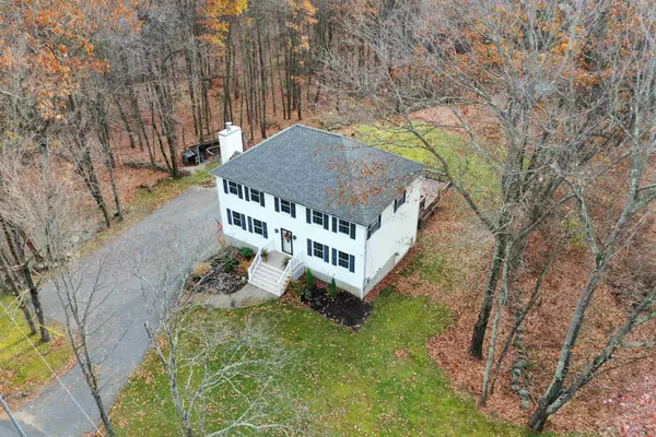 12 Morrison RD, Windham, NH 03087