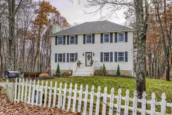 12 Morrison RD, Windham, NH 03087