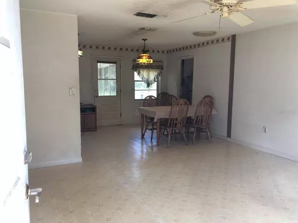 610 NW 9TH CIRCLE, Williston, FL 32696