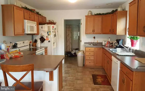 429 AZURE DR, Martinsburg, WV 25404