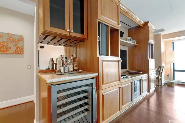 75 Folsom ST, San Francisco, CA 94105