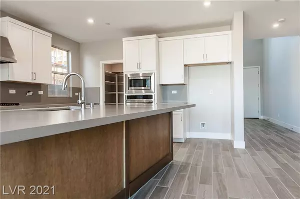 229 Abbey Hill Street, Henderson, NV 89012