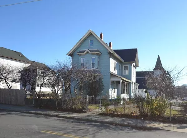 145 Moore St, Lowell, MA 01852