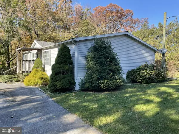 102 KATHY DR, Lebanon, PA 17046