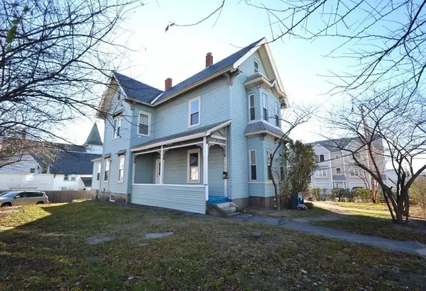 145 Moore St, Lowell, MA 01852