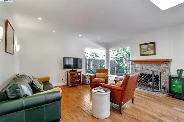 543 School St, Fremont, CA 94536