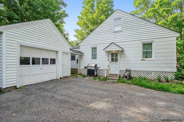 4246 STATE HIGHWAY 30, Amsterdam, NY 12010