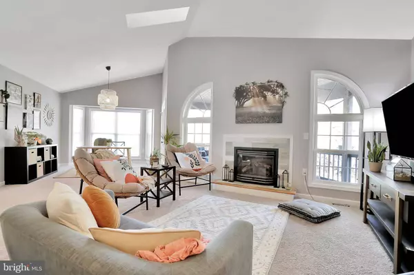 42 CONNIE AVE, Harpers Ferry, WV 25425